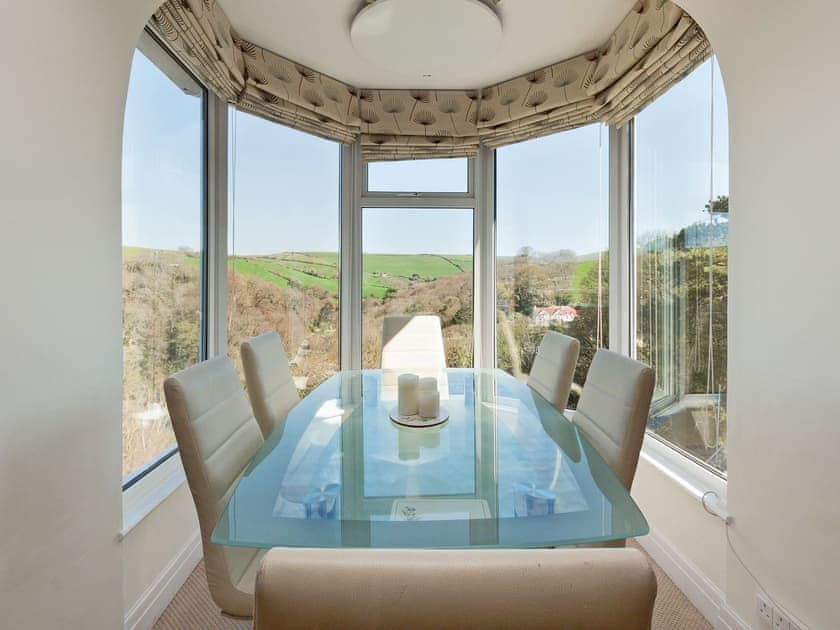 Light and airy living/dining room with far reaching views | The Promenade Deck, Kingswear