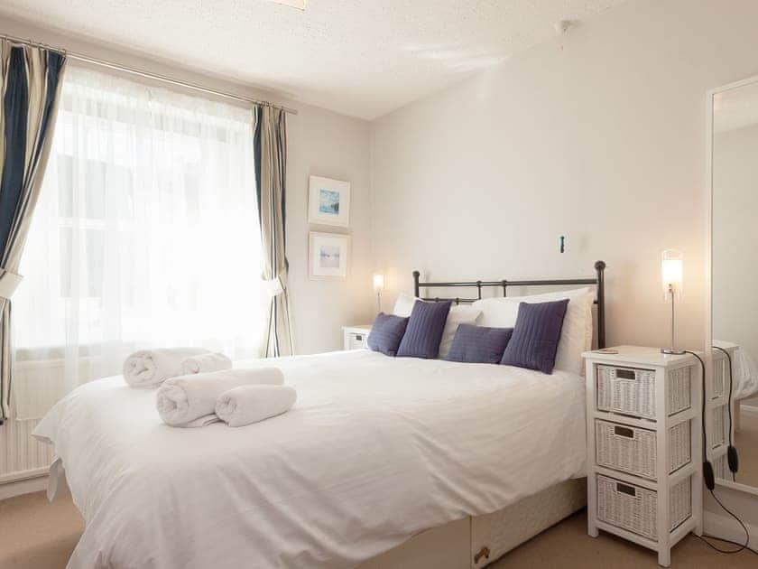 Comfortable double bedroom | Sunnyhaven, Apartment 3, Dartmouth