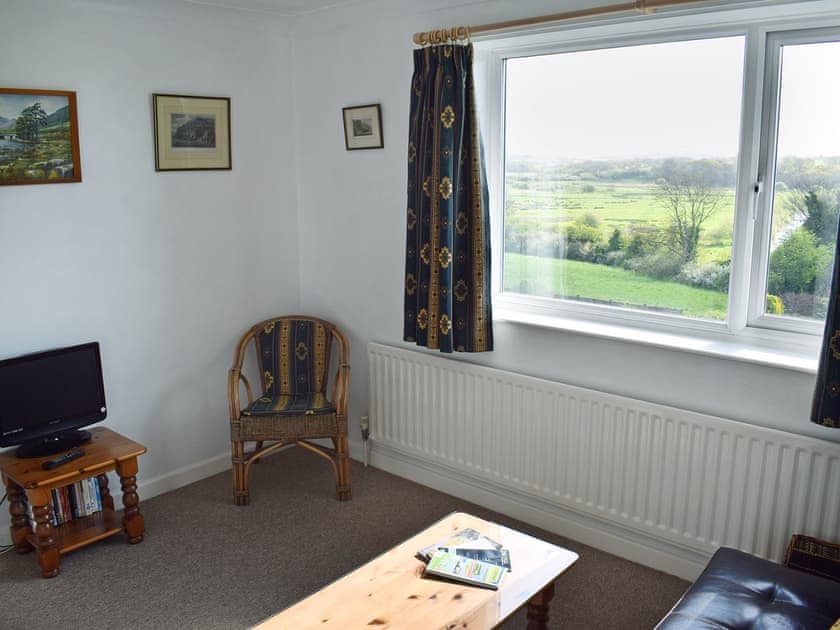 Cosy living room | Moles Leap, Brading