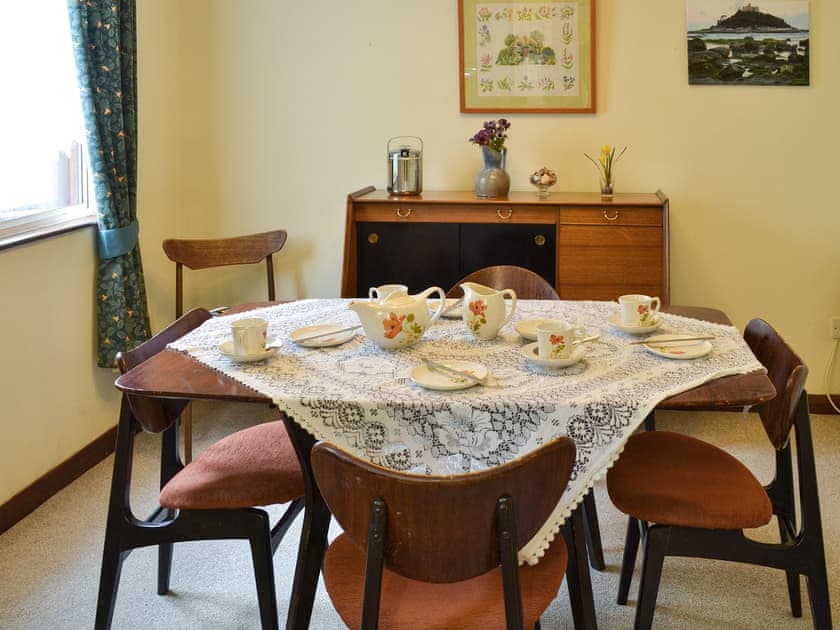 Dining room | The Gazebo, Marazion, near Penzance