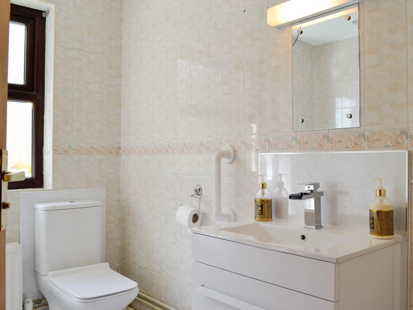 Family bathroom | Three Views Bungalow, Talgarth, near Hay-on-Wye