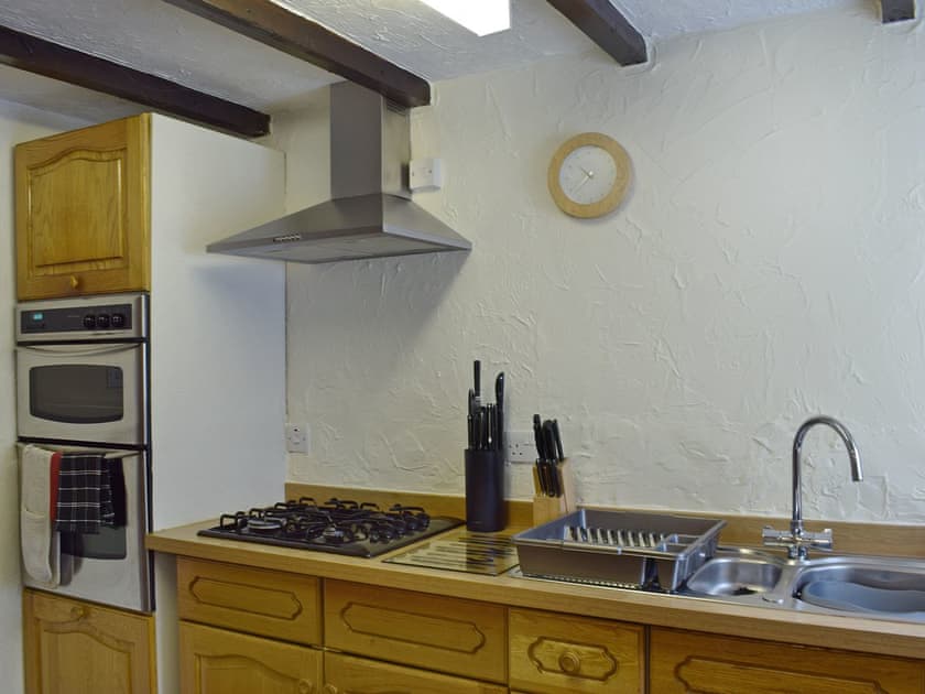 Well equipped kitchen | Hayrake, Ambleside