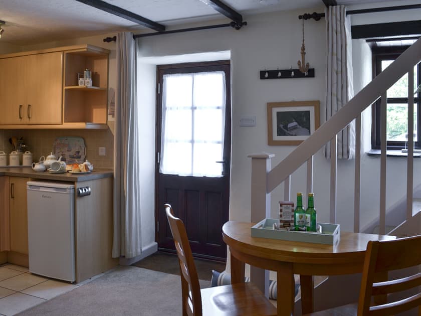 Kitchen and dining area | The Barn - Talehay Cottages, Pelynt, near Looe