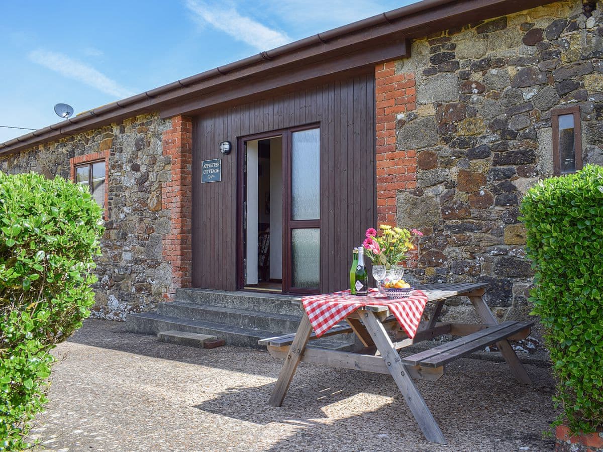 Chilton Farm - Appletree