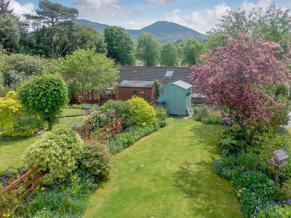 Overbutton Cottage Ref Uk5612 In Gattonside Near Melrose