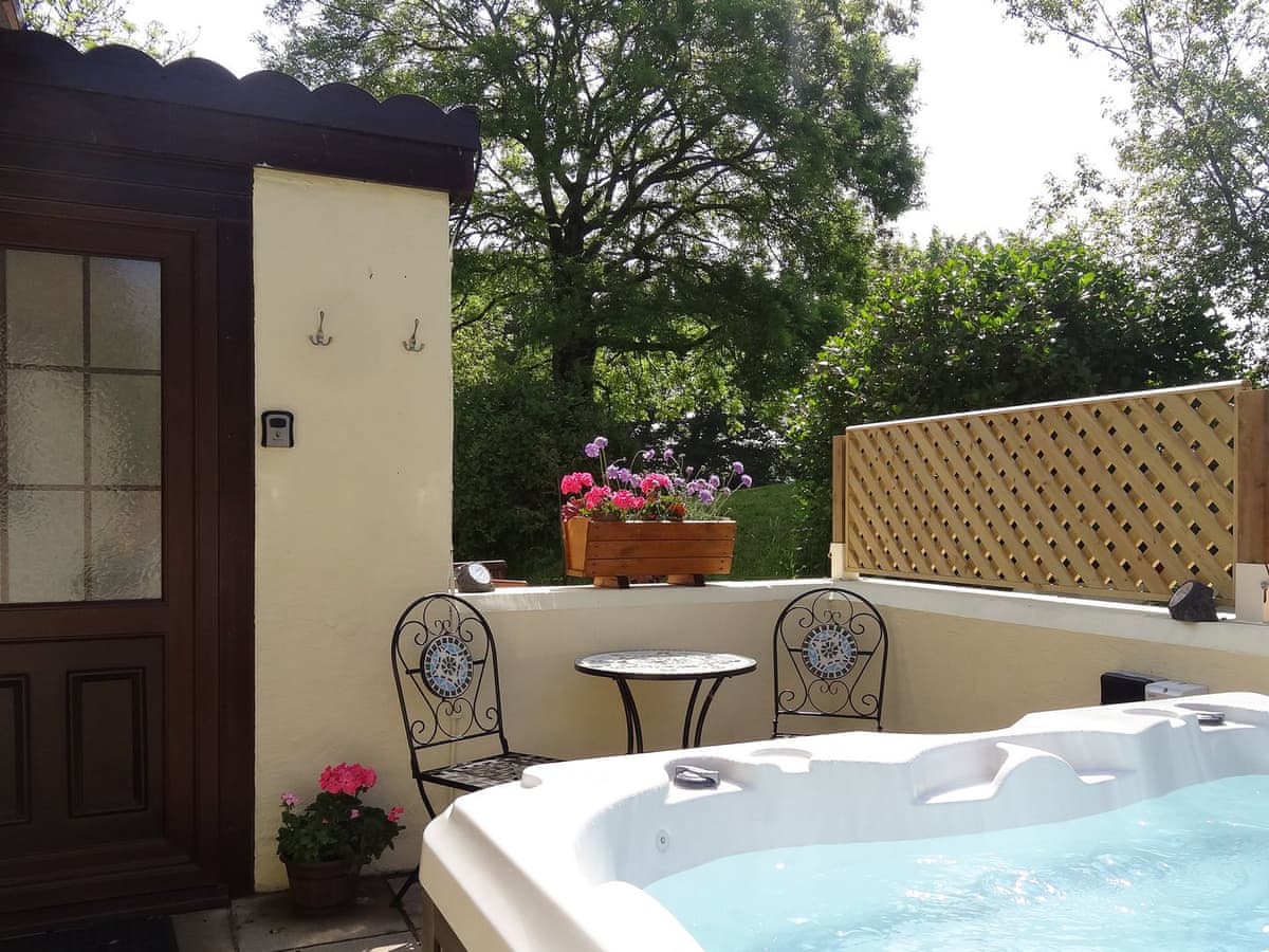 Glasinfryn Cottage Ref Uk6582 In Llanbedrgoch Near Benllech