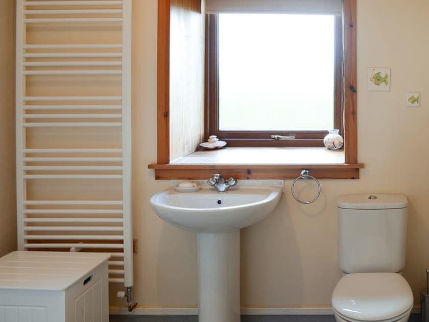 Shower room | Curlew Croft, North Keiss, Caithness