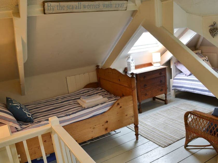 Twin bedroom | Fairmaiden, Polruan-by-Fowey