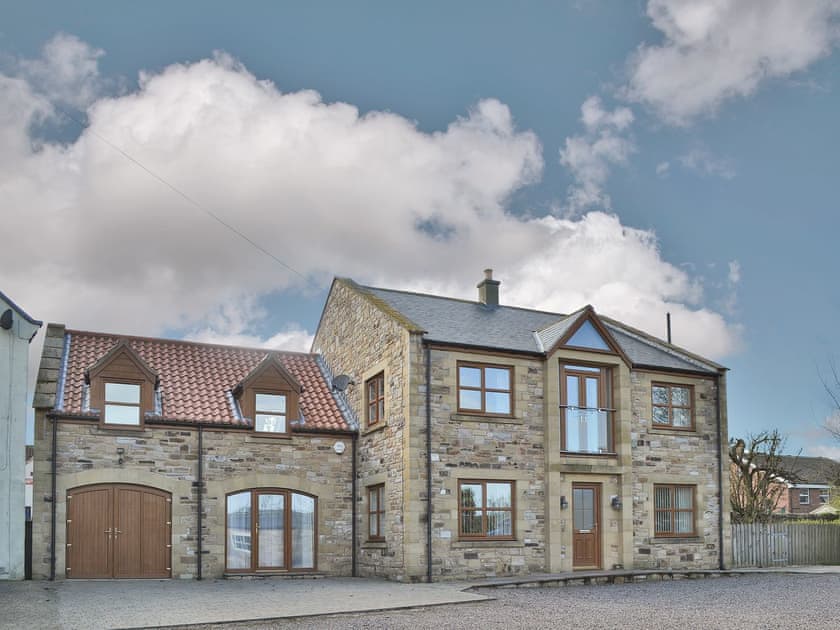 Alma House (ref CC314040) in Seahouses