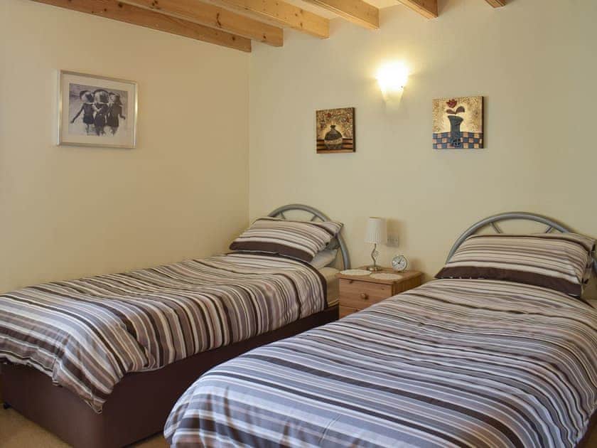 Comfortable twin bedroom | Mill View Cottage, Ravenscar, near Robin Hood’s Bay