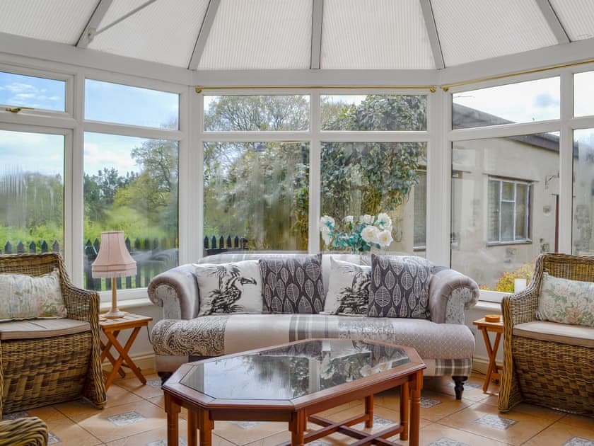 Light and airy conservatory | Oak Tree Cottage, Brierley