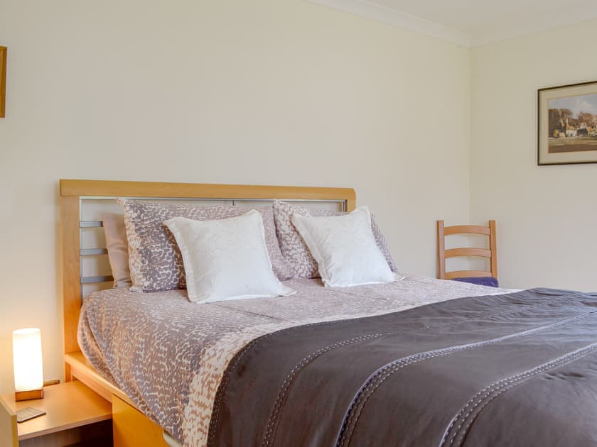Comfy double bedroom | Oak Tree Cottage, Brierley