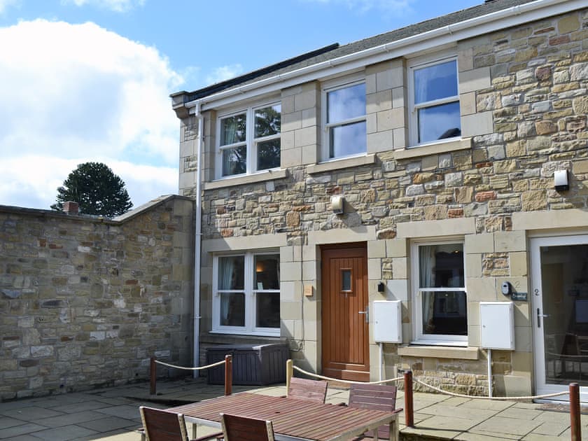 Wonderful ground floor apartment | Lazy Puffin, Beadnell, near Alnwick