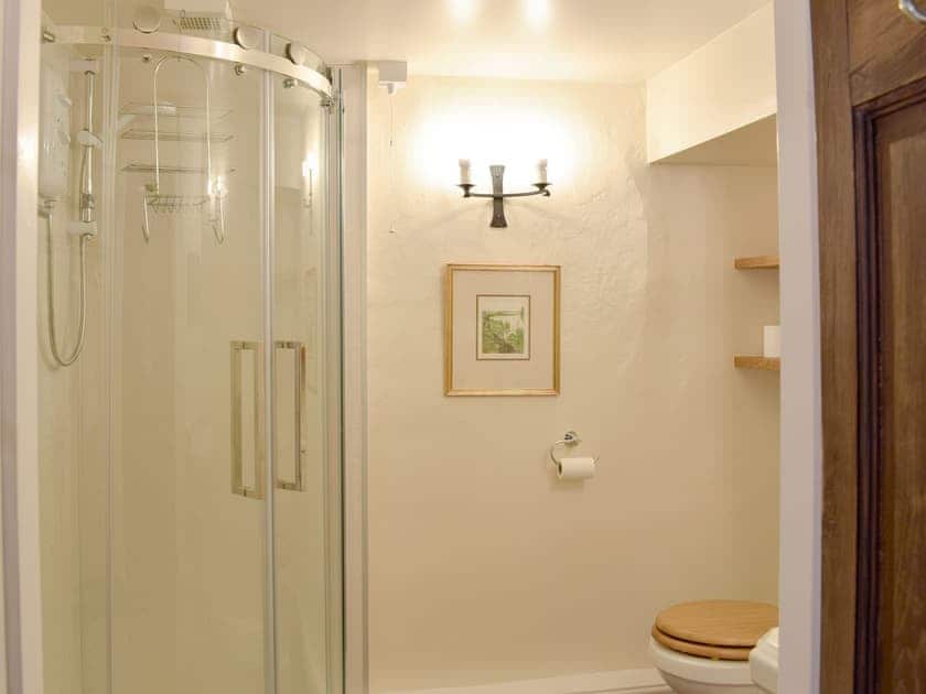 Ideal en-suite shower room | Cam Cottage, Kettlewell, near Grassington