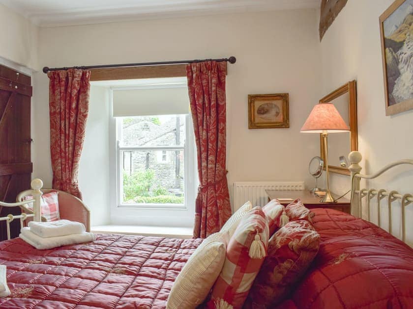 Comfy double bedroom | Cam Cottage, Kettlewell, near Grassington