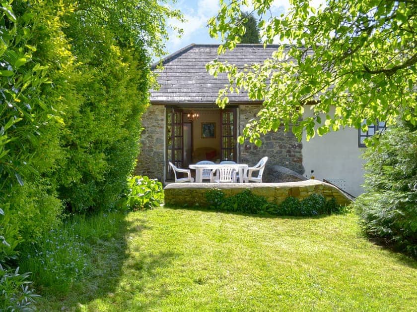 Charming holiday home | The Garden Room - Cobblestones, Marldon, near Paignton