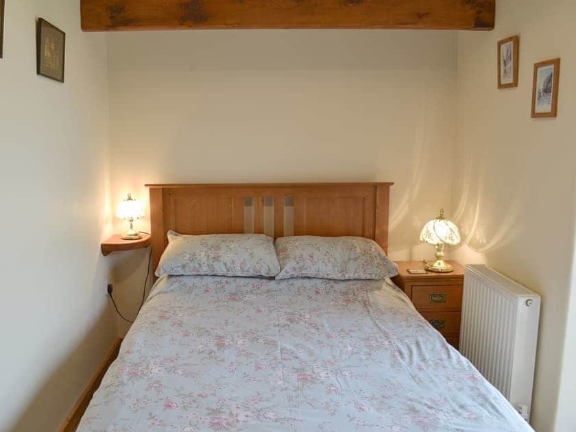 Comfy double bedroom | Orchard View Barn - Little Clyst William Farm Cottages, Plymtree, near Cullompton