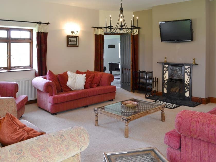 Spacious living room | Trescowthick Barn, St Newlyn, near Newquay