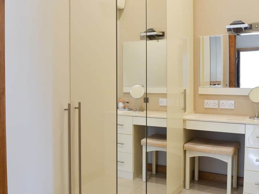 Dressing area | The Old Stables, South Cave, near Beverley