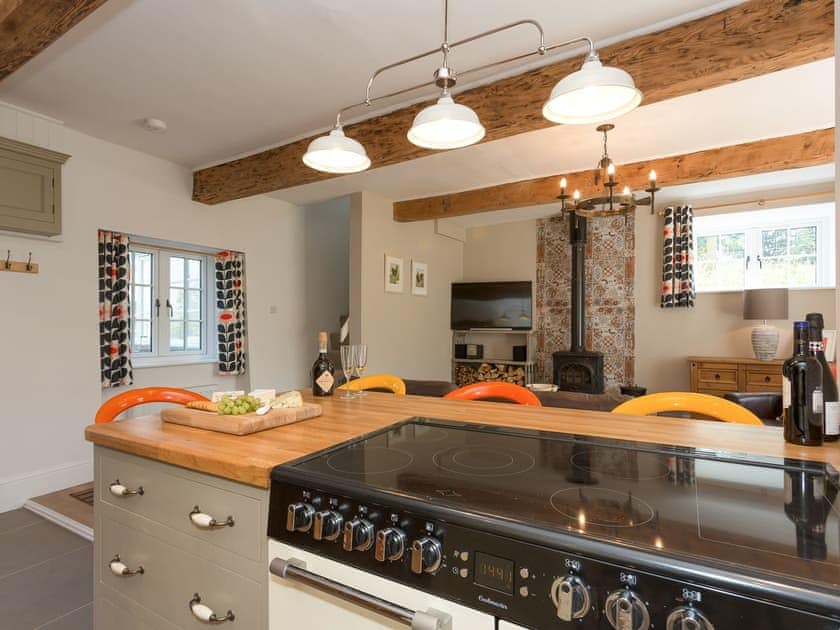 Sociable breakfast bar  | The Barn - Oak Tree Farm, West Witton, near Leyburn