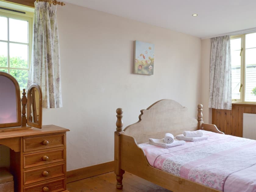 Comfortable master bedroom | Four Bays - Struncheon Hill Farm, Brandesburton, near Bridlington
