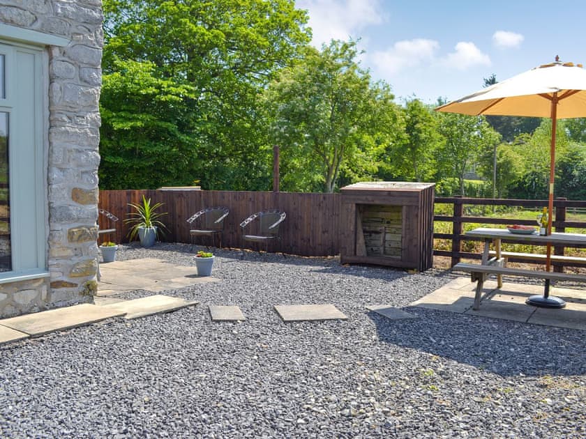 Lots of sitting out options in the grounds | Highfield Barn, Nawton, near Helmsley