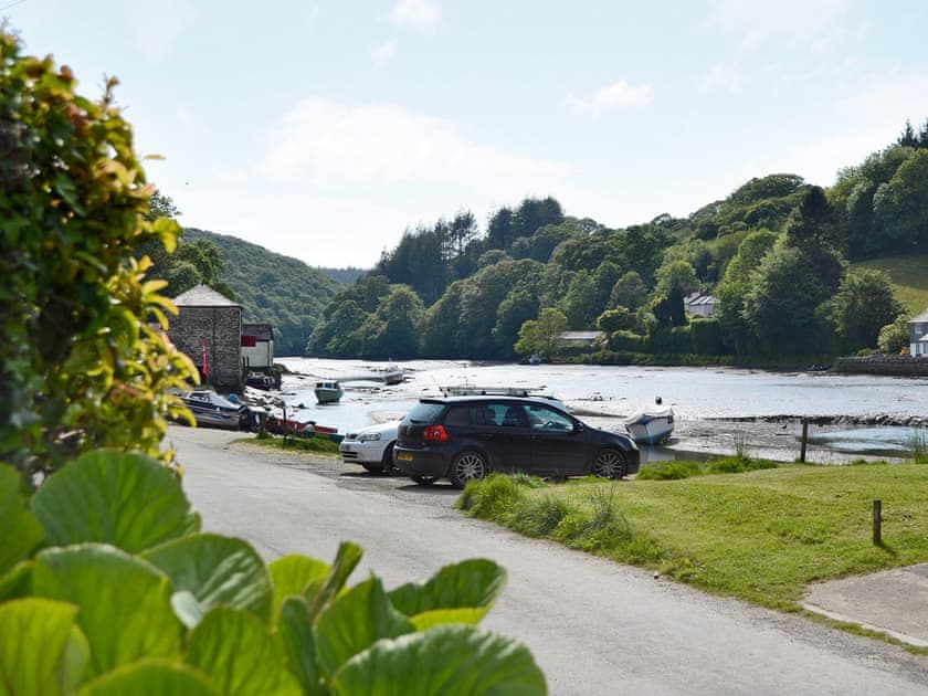 Superb riverside views | Watercolour Cottage, Lerryn