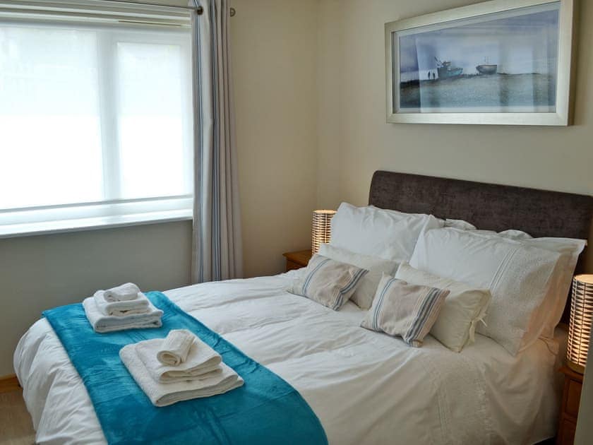 Sumptuous double bedroom | The Honeypot, Padstow