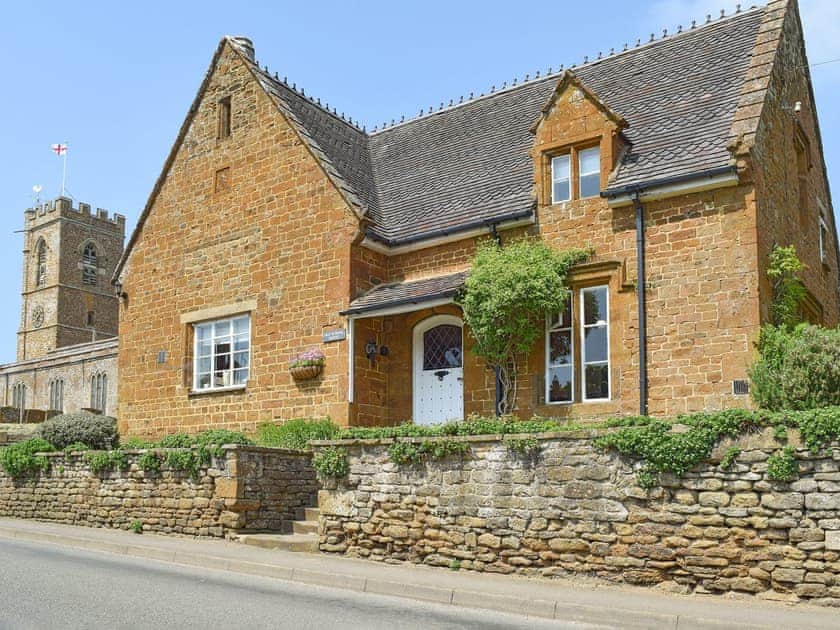 Outstanding holiday cottage | Old School House, Swalcliffe, near Banbury