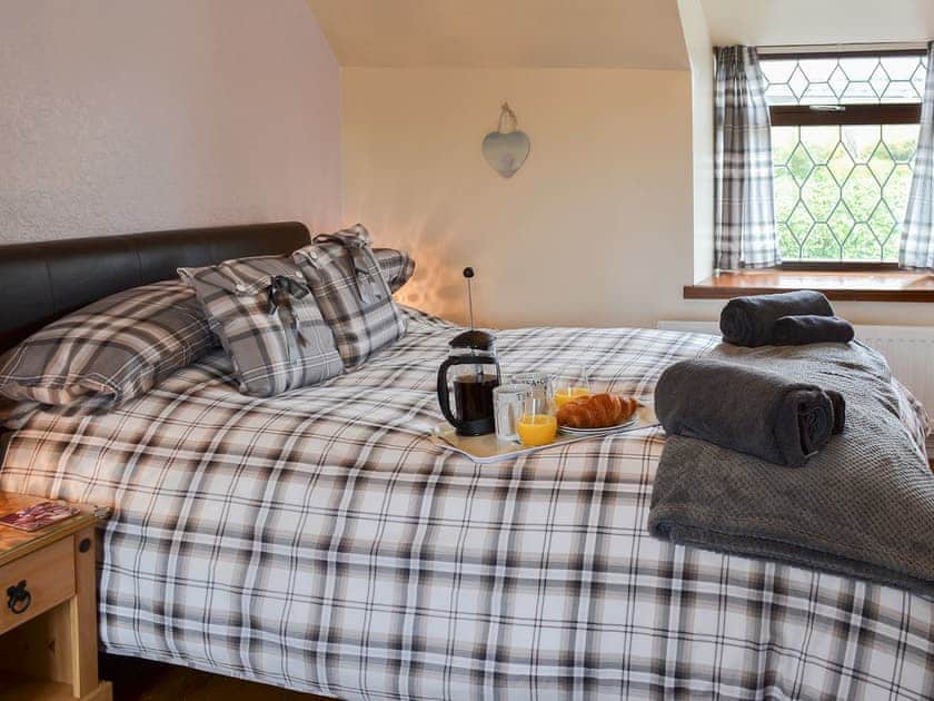 Double bedroom | Puffin Cottage, Buckton, near Bridlington