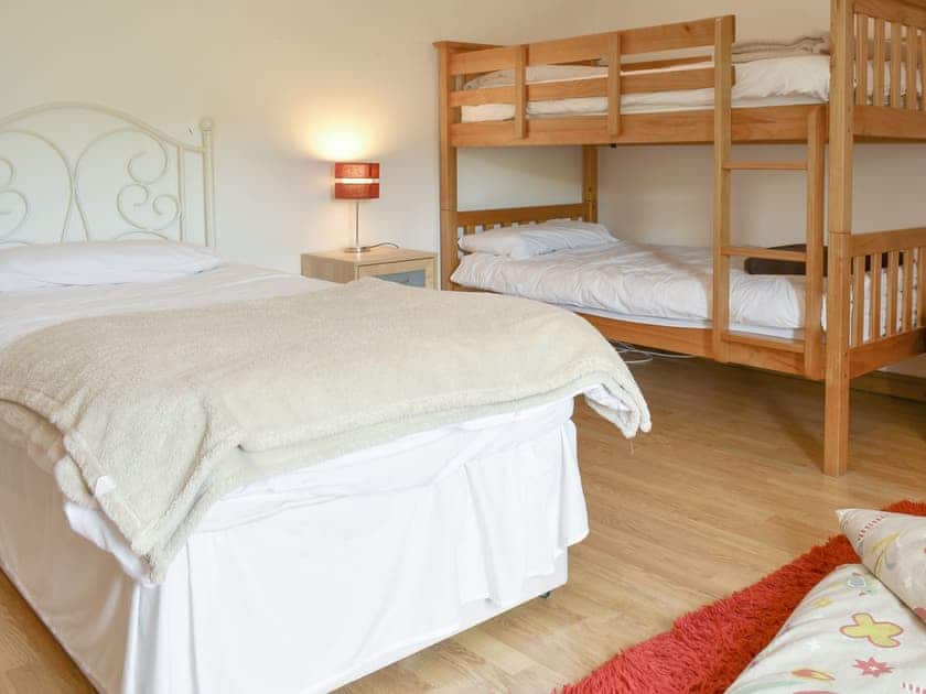 Multi-sleep bedroom with a single and bunk beds | Brookside, Langthwaite, near Reeth