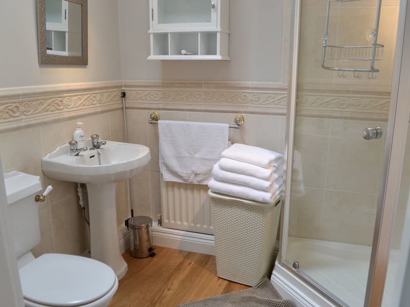 Shower room | The Gin Gan Cottage, Ryal, near Corbridge