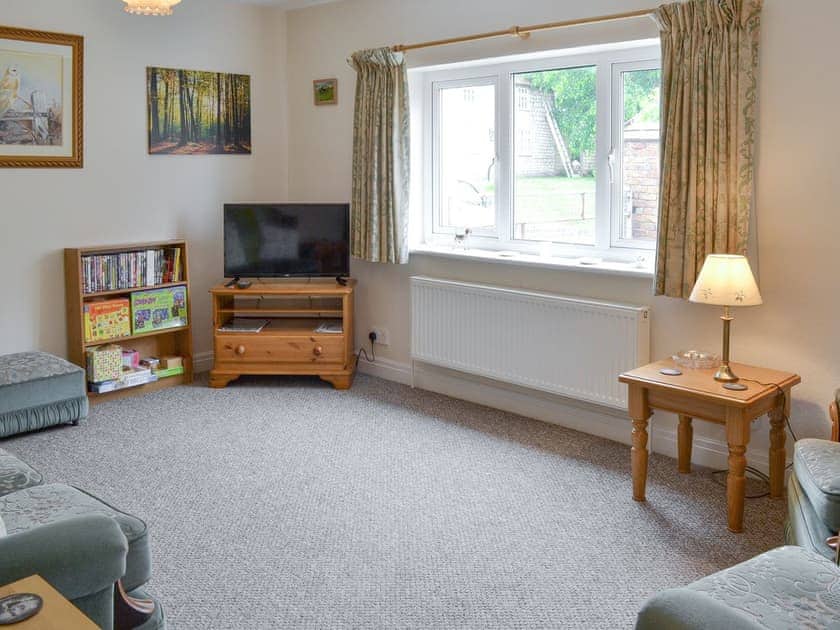 Spacious living room | Maybrow Cottage - May Farm Cottages, Staxton near Scarborough