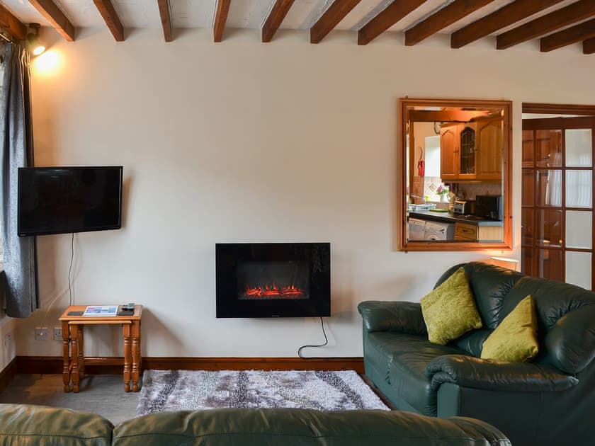 Open plan living space | Hen Stabl - Parciau Farm Cottages, Caernarfon