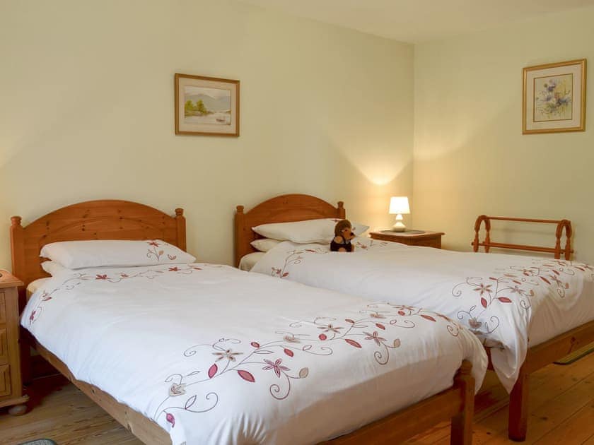 Twin bedroom | Spring Cottage, Hollinsclough, near Buxton