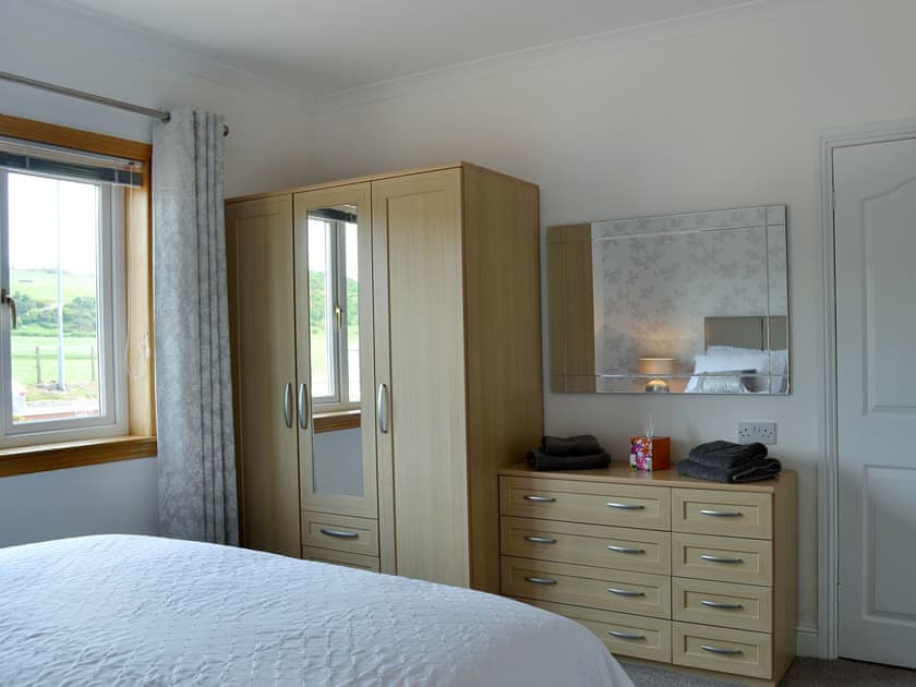 Light and airy double bedroom | Ingleside, Ballantrae, near Girvan