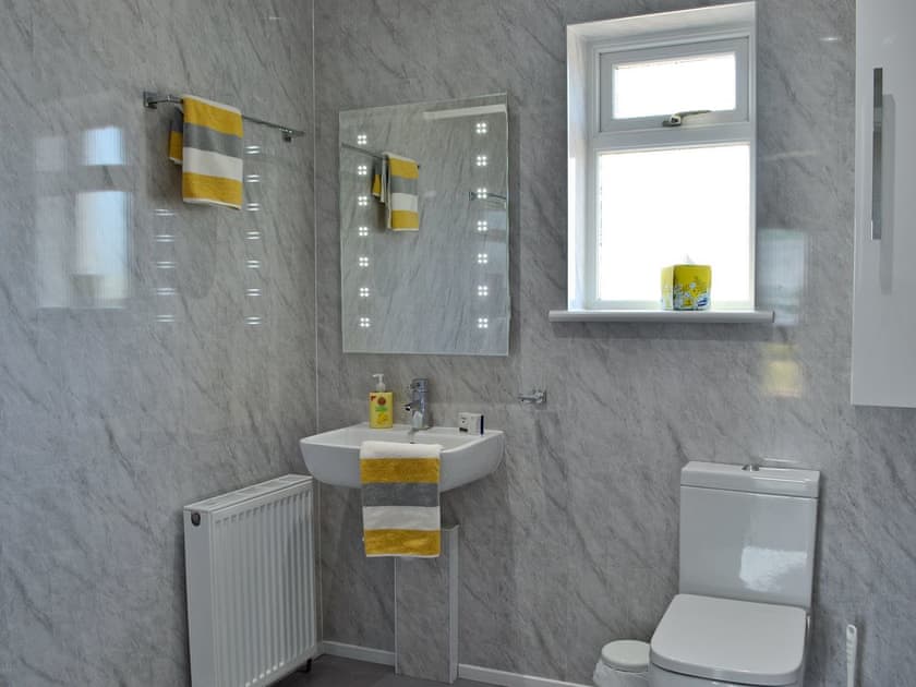 Generous sized wet room | Ingleside, Ballantrae, near Girvan