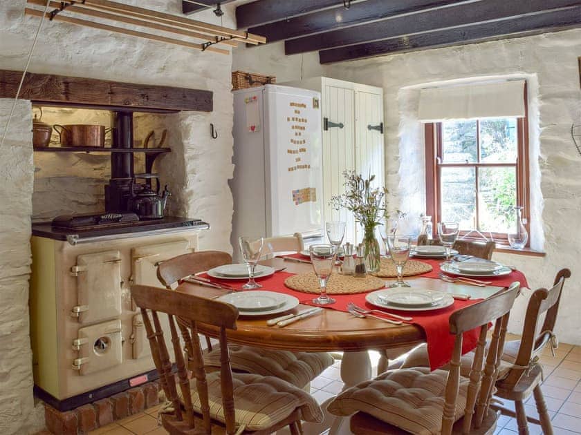 Characterful kitchen/ dining room | Y Teras, Rosebush, near Narberth