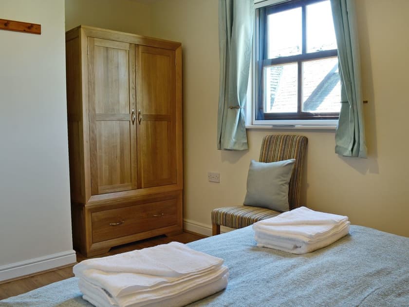 Relaxing double bedroom with kingsize bed | Hindscarth, Keswick