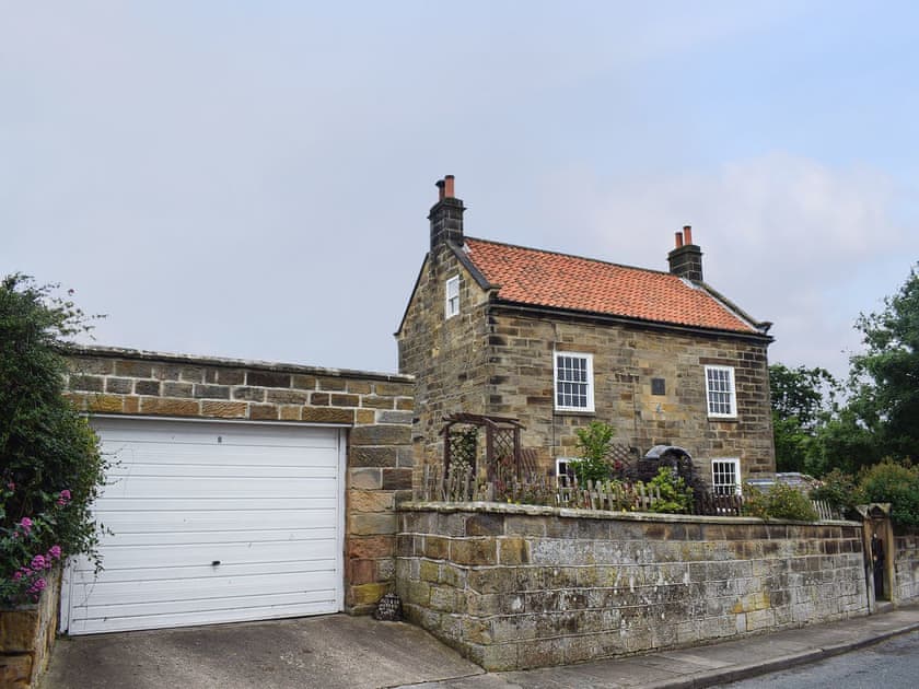 Wonderful detached property with parking and bike store | Rose Cottage, Fylingthorpe, near Whitby