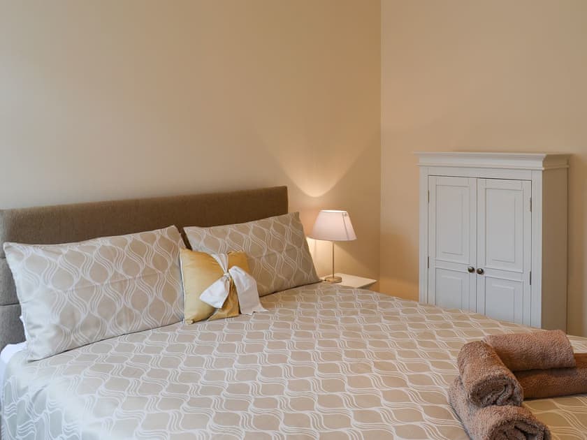 Lovely and welcoming double bedroom | Chestnuts Farm Mews - Chestnuts Farm Cottages, Binbrook, near Market Rasen
