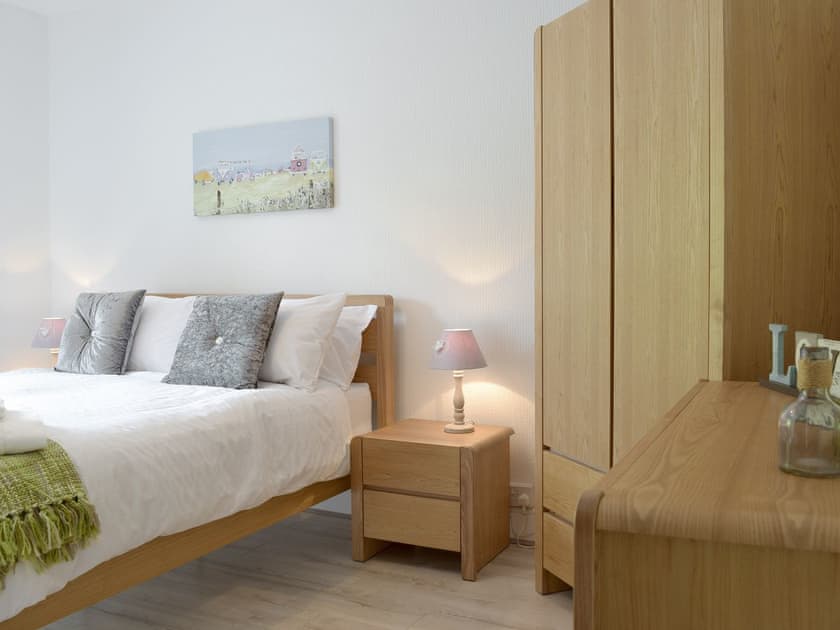 Ample storage within the double bedroom | Awelfryn, Llandybie, near Llandeilo
