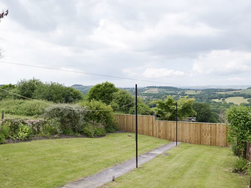 Enclosed lawned rear garden | Awelfryn, Llandybie, near Llandeilo