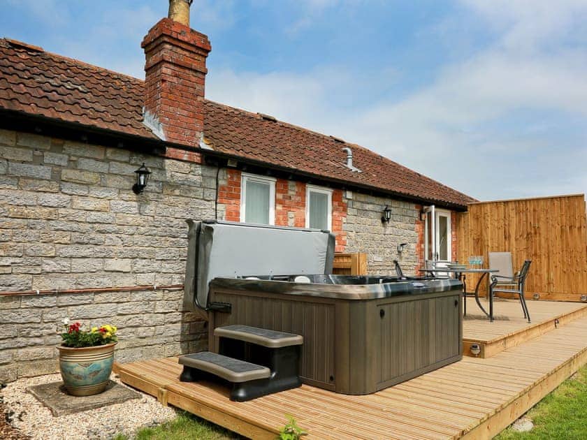Well-presented barn conversion | The Barn - Midknowle Farm Cottages, South Barrow, near Yeovil
