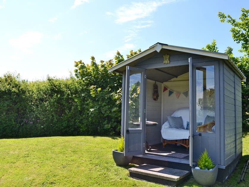 Impressive summerhouse in garden | Didfa, Llangoed, near Beaumaris