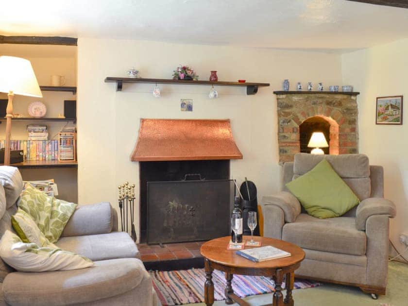 Comfortable living room | Yew Tree Cottage, Passfield Common, near Liphook