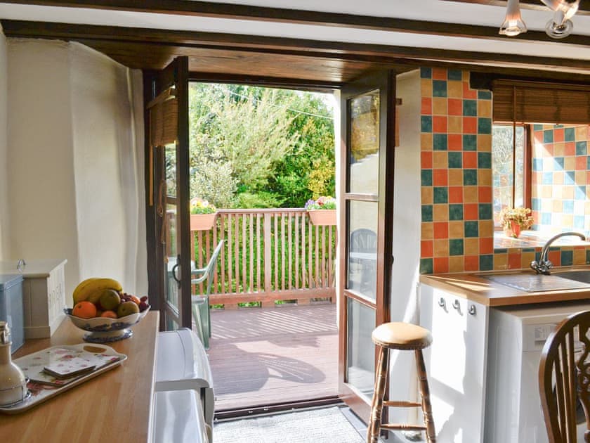Kitchen | Fordbrook Cottage, Brixton Torr