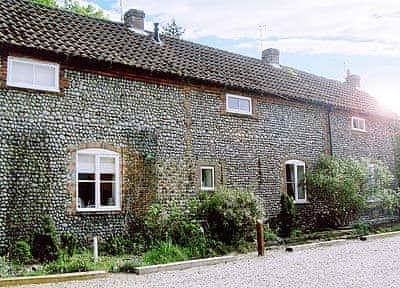 Exterior | Cobble Stones, Holt