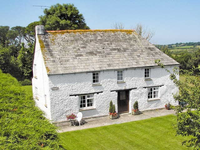 Gingers Cottage Ref W7758 In Marhamchurch Near Bude Cornwall