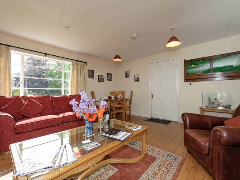 Light & airy living room | The Shooting Lodge - Stowlangtoft Estate, Stowlangtoft, near Bury St Edmunds